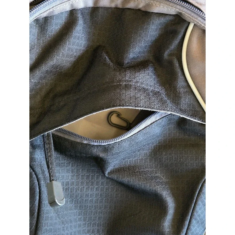 OSPREY Veer Vertical Shoulder Bag Backpack Sling Messenger Crossbody gray EUC